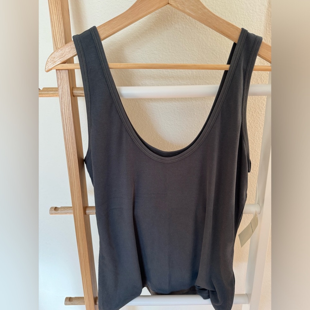 NWT Abercrombie modal blend tank in grey